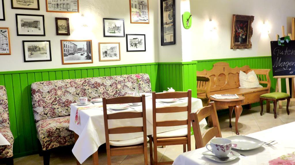 Romantisches Hotel Zur Traube Schwerin Шверин Екстериор снимка