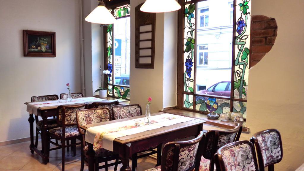Romantisches Hotel Zur Traube Schwerin Шверин Екстериор снимка
